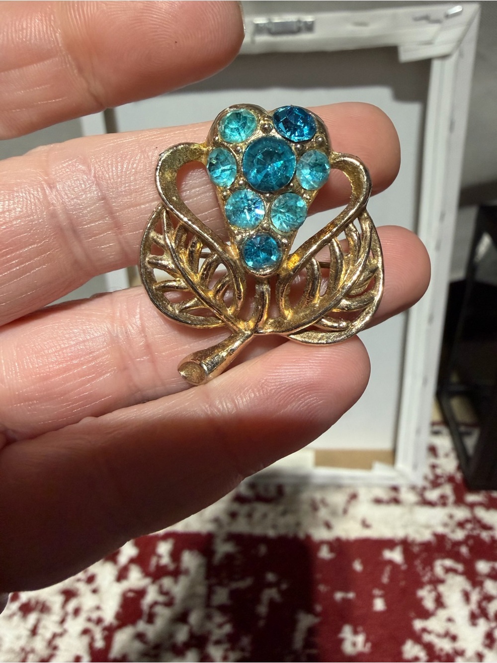 Vintage Gold-Tone Multi Shade Blue Rhinestone Grape Cluster Brooch